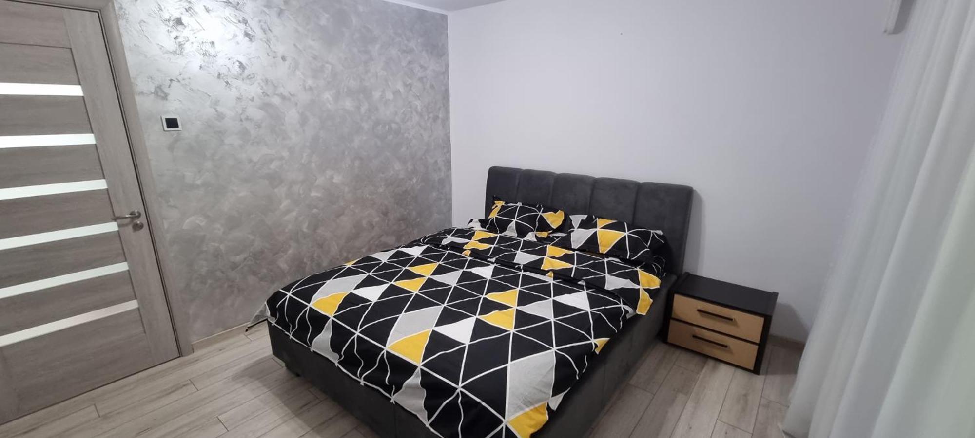 Ilona Apartament 3 Camere Ramnicu Valcea Bagian luar foto